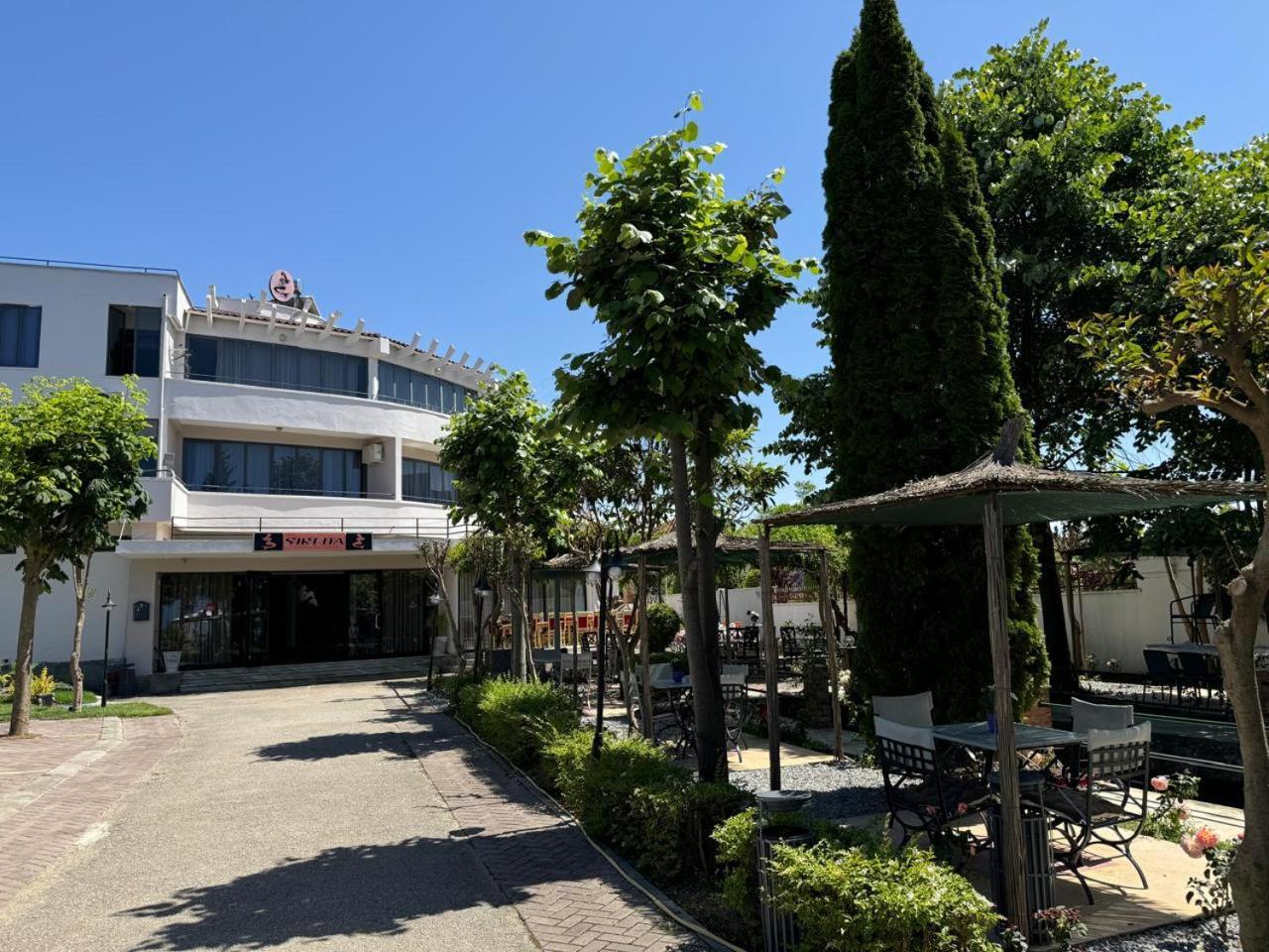 Sirena Hotel Tushemisht Luaran gambar