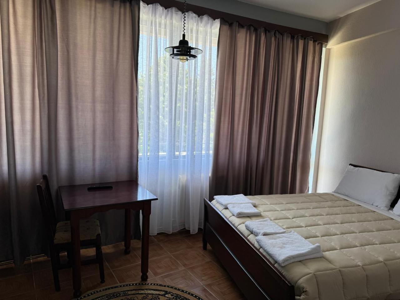 Sirena Hotel Tushemisht Luaran gambar