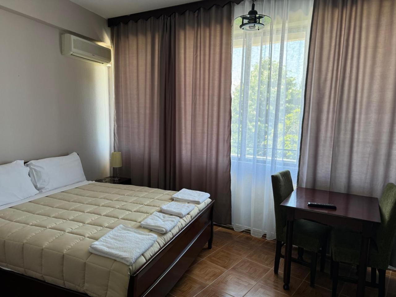 Sirena Hotel Tushemisht Luaran gambar