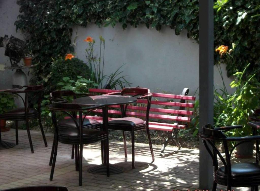 Sirena Hotel Tushemisht Luaran gambar