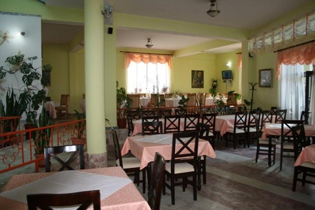Sirena Hotel Tushemisht Luaran gambar